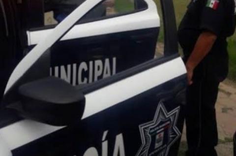 Director de seguridad de Xaloztoc agrede físicamente a su pareja sentimental de 16 años