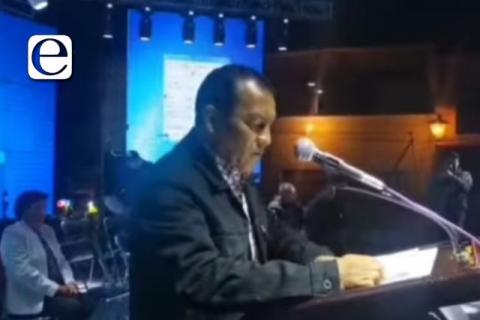 Mentadas, rechiflas y repudio recibe alcalde de Tetla durante la feria 2022 imagen 2