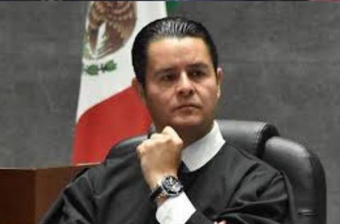 Maldonado no fue ratificado y evidenciaron que abandonó el cargo para andar de viaje