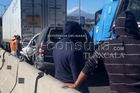 Impresionante carambola deja múltiples lesionados y pérdidas materiales, en El Molinito