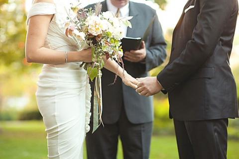 Falsos sacerdotes dondequiera hay imagen 4