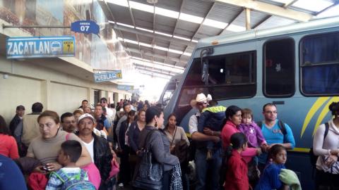 Inicia éxodo de vacacionistas en el país imagen 1