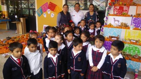 Alcalde encabezó la 2da Exposición de Ofrendas en el Día de Muertos imagen 3