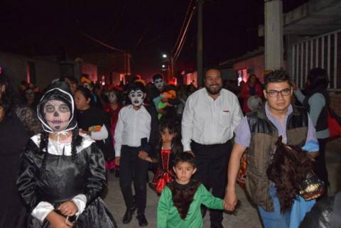 Badillo Jaramillo encabezo 2do desfile Macabro en el Día de Muertos imagen 2