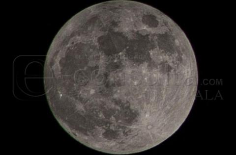 Se aprecia la Luna de cosecha en Tlaxcala imagen 1