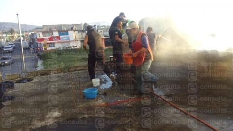 Fuerte incendio en un taller mecánico causa temor entre pobladores de Ixtacuixtla imagen 5
