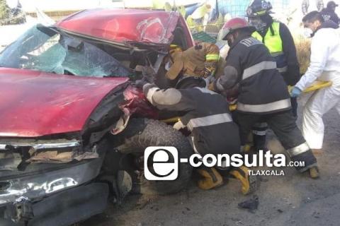 Se dirigía a comprar a la Central de Abasto y muere aplastado en Papalotla