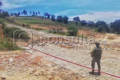 Enfrentamiento a b4l4zos entre militares y supuestos huachicoleros en límites de Puebla y Tlaxcala