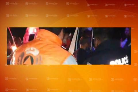 Juegan a los arrancones y se accidentan sobre autopista Tlaxcala- Texmelucan