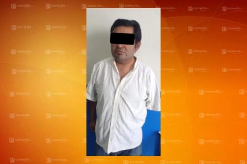 Policías de Chiautempan detienen a extorsionador de supuestos programas federales