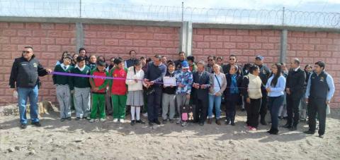 Entrega MACY construcción de barda perimetral en secundaria Lázaro Cárdenas imagen 2