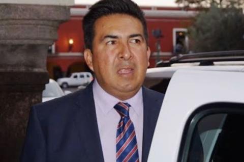 Reaparece Adolfo Escobar en el PRI; exalcalde oportunista busca sacar raja política