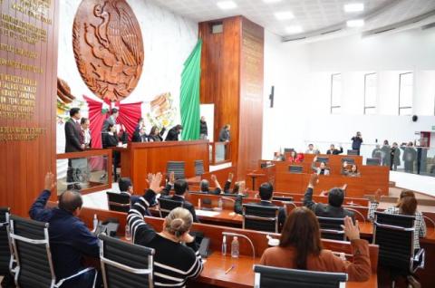 Aprueba LXV Legislatura adiciones al Código Penal del Estado en favor de los trabajadores de la educación