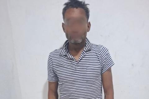 Policía municipal de la Magdalena Tlaltelulco detiene a sujeto por robo en flagrancia