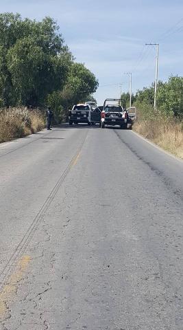 Le meten tres plomazos a huachicolero; policía resguarda hospital imagen 6