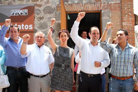 Se Registra Jorge Luis Vázquez como Candidato del PAN a la Presidencia Municipal de Apizaco imagen 4