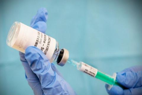 Científicos ingleses anuncian con éxito vacuna contra el coronavirus