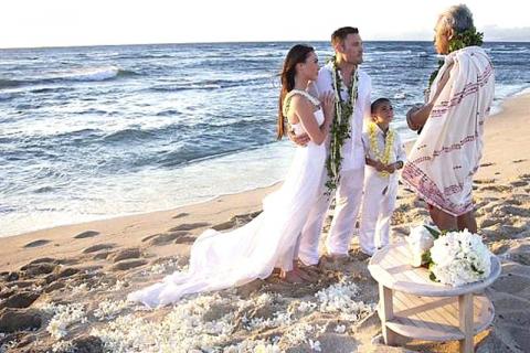 Falsos sacerdotes dondequiera hay imagen 5