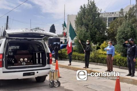 Rinde Homenaje al primer presidente municipal de Xiloxoxtla; periodo 1996-1999