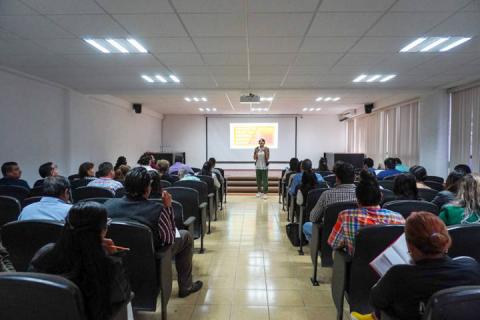 PGJE recibe capacitación en elaboración de fichas técnicas de valoración documental