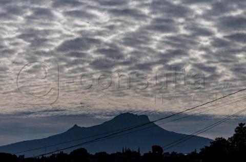 #Fotonota | Cielo aborregado cubre la Malinche