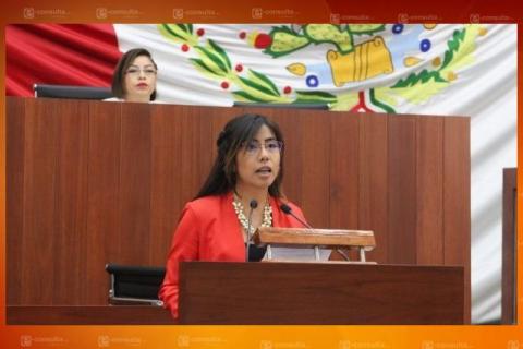 María Félix traicionó a sus compañeros de partido y ahora pide legalidad