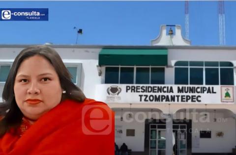 Tesorera de Tzompantepec llegó a cambio de una lana; presume protección y padrinos