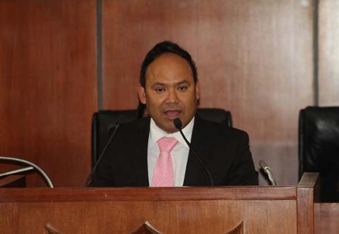 Supuestamente suplantan identidad de diputado local para fraude