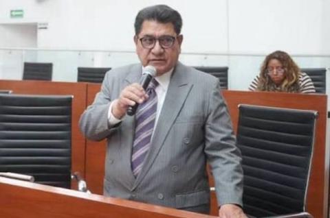 Presión social frena a Héctor Ortiz y ya no habrá iniciativa de vientres subrogados