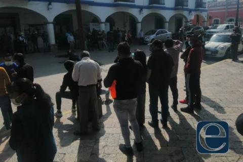 Priistas inconformes con el resultado de las elecciones toman la presidencia de SPM