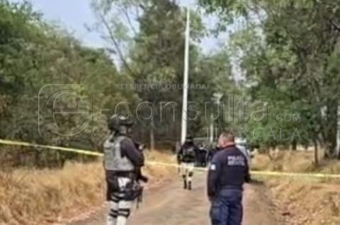 Localizan cuerpo sin vida; presenta impacto de bala en la cabeza, en Acuamanala