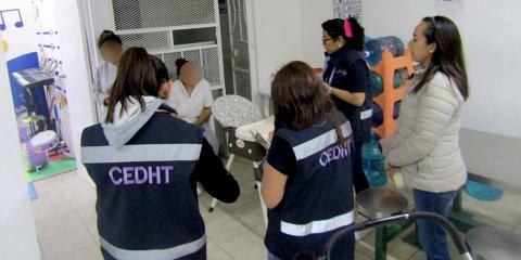Acompañó CEDHT a la SSC en operativos realizados en los Ceresos de Tlaxcala imagen 4