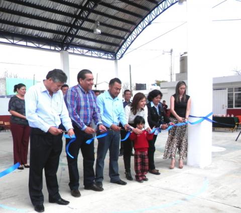 Inauguran obras de infraestructura educativa y urbana en Teolocholco imagen 5