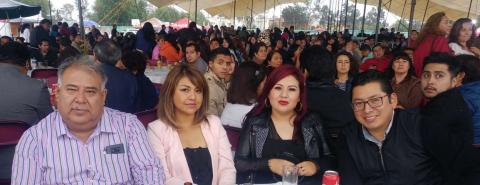Se reúne la clase política en paellas de Apetatitlán imagen 6