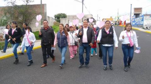Con una caminata Ayuntamiento conmemora lucha contra el cáncer de mama imagen 3