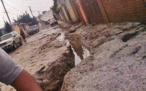 Alcalde de Calpulalpan no apoyó a sus gobernados tras fuerte tromba