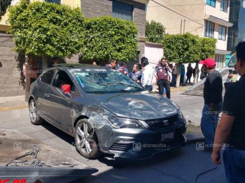 Afectada por conductora “rápida y furiosa” pide reparen su vehículo