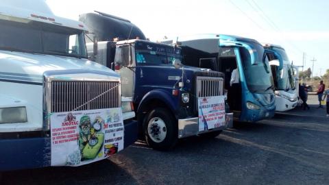 Transportistas se manifiestan contra delincuencia y alza en combustibles