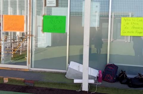 Se acabó el negocio para expedir boletas escolares en la USET