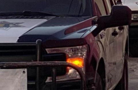 Ebrio sufre fuerte lesión en la cabeza tras caer de su propia altura en Calpulalpan