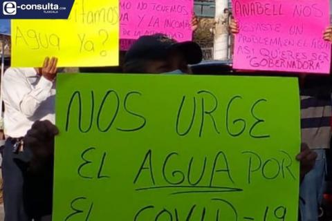 Dice ser la mejor alcaldesa y deja sin agua a pobladores