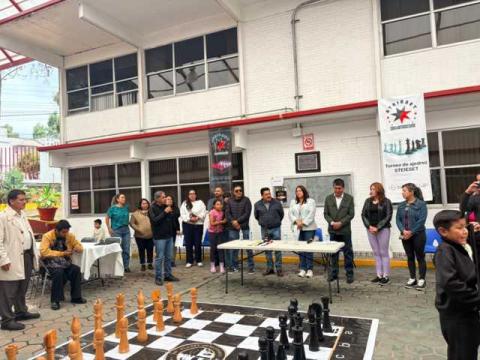 Promueve STEIESET valores y pensamiento estratégico mediante el ajedrez imagen 2