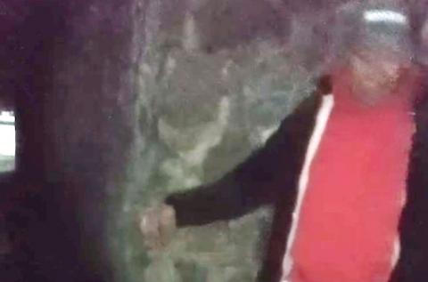 Secretario de Mazatecochco autoriza instalación nocturna de tomas de agua clandestinas