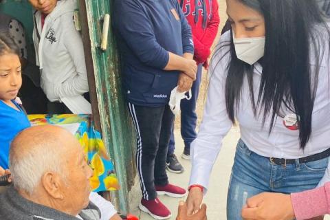 Módulo médico gratuito para Tlaltelulco propone Yazmin del Razo