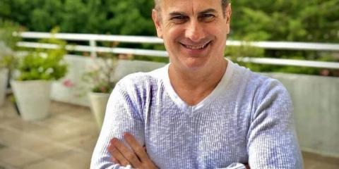 Acusan de abuso sexual al actor Patricio Cabezut por agredir a sus hijas