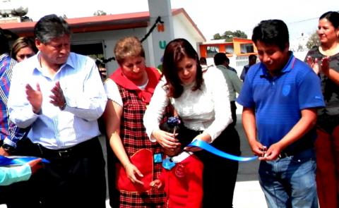 Inauguran obras de infraestructura educativa y urbana en Teolocholco imagen 3