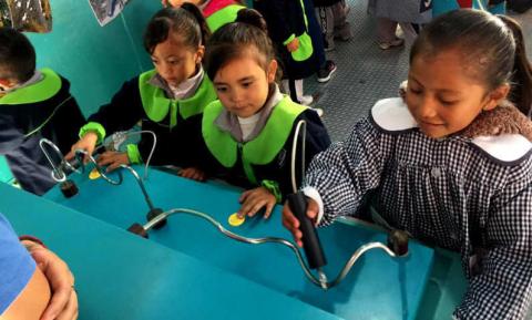 Tetla recibe el tráiler Itinerante de la Ciencia Tecnología e Innovación imagen 2