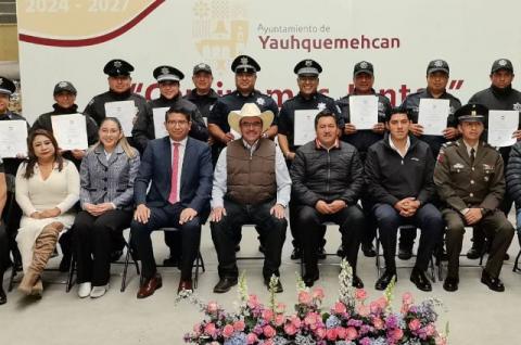 Entregan en Yauhquemehcan Certificado Único Policial