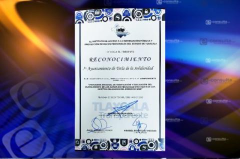 Ayuntamiento de Tetla recibe reconocimiento por cumplir en materia de transparencia