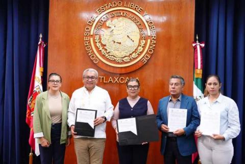 Firma Sandra Aguilar convenio para fortalecer servicio social con enfoque comunitario imagen 2